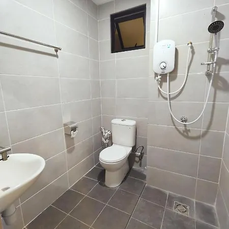 Gem Suites Minimalist 2Br 4Beds Entire Apartment Kuching Exterior photo