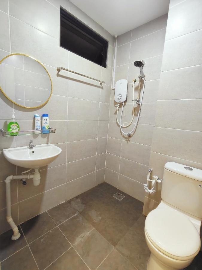Gem Minimalist 2br 4beds Entire Apartment