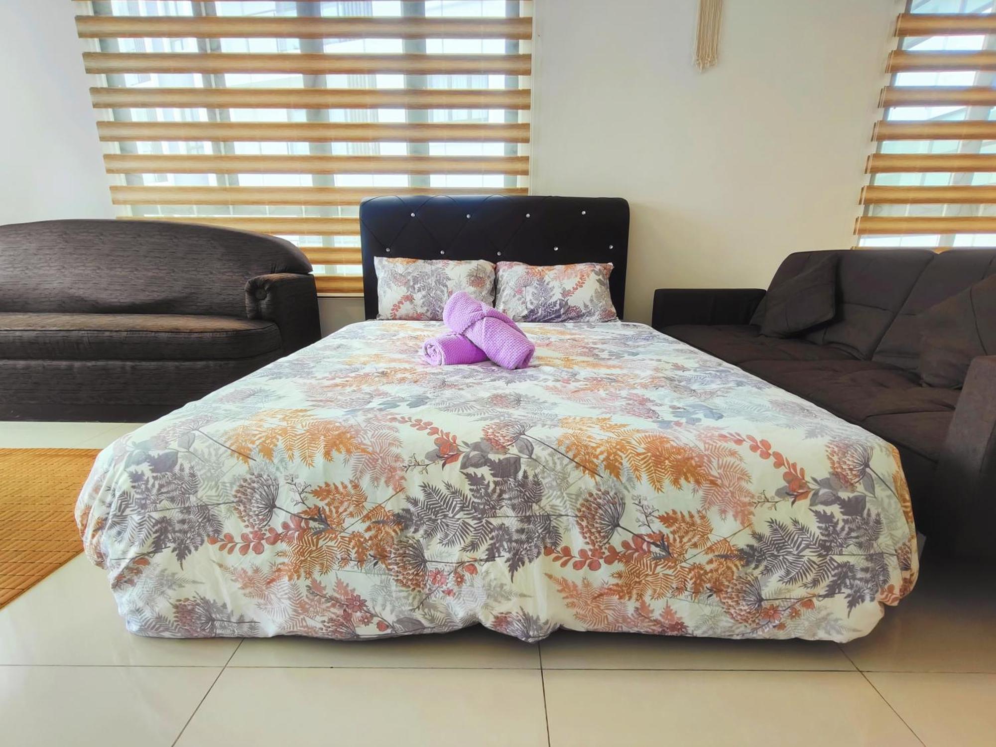 Gem Minimalist 2br 4beds Entire Kuching