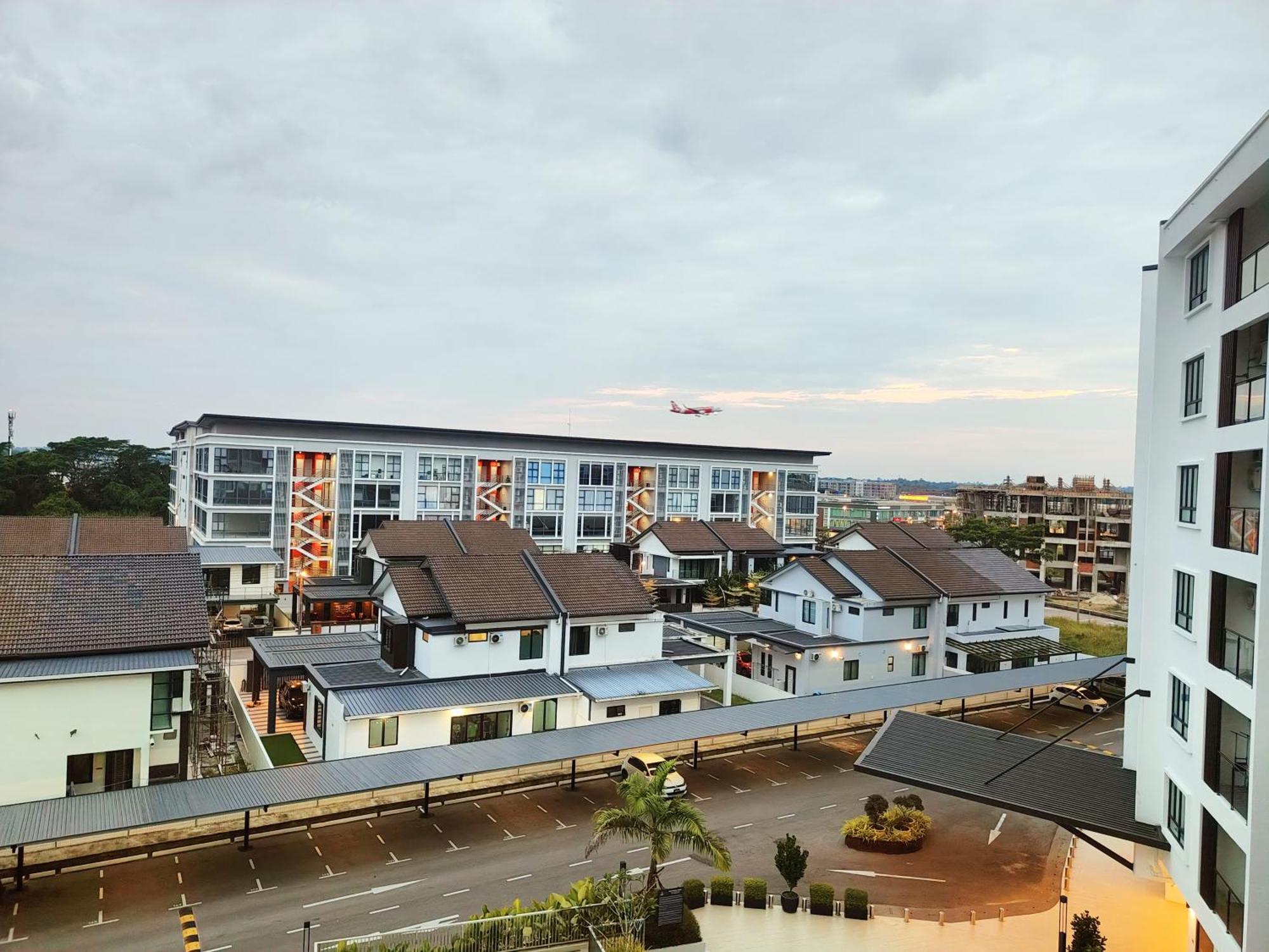 Apartment Gem Minimalist 2br 4beds Entire Kuching